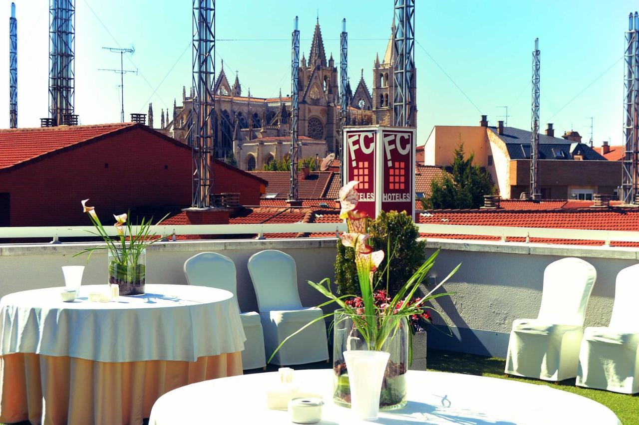 Hotel Fc Infantas De León Exteriér fotografie